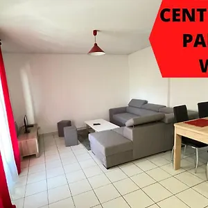 Superbe T2 à Deux Pas De La Gare Avec Parking! Appartement
